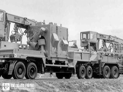 工厂大院里发现一辆破旧的载货车,25年历史了,可惜里程跑太少了